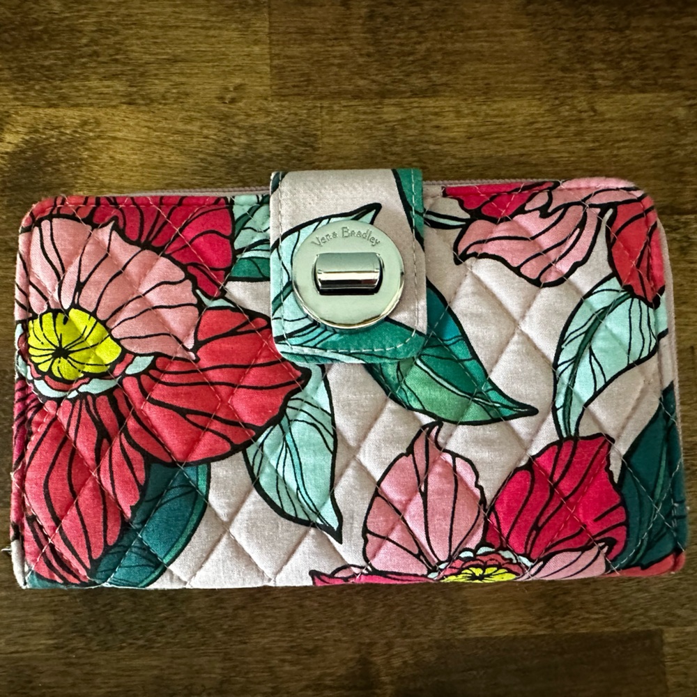 Vera Bradley wallet
